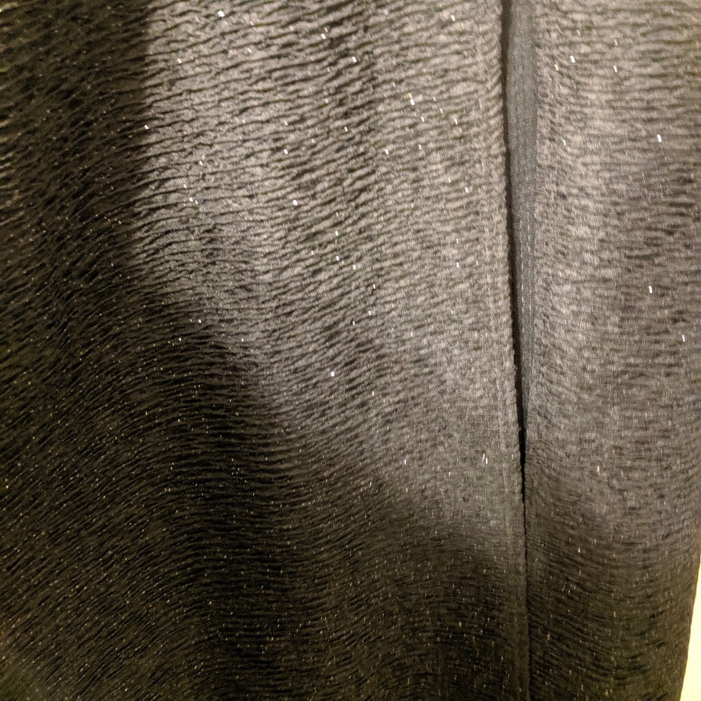 Gown - Picture 5 of 6